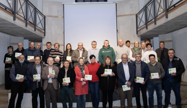 Group photo at XIII Millenary Olive Trees Congress of the Sénia Territory